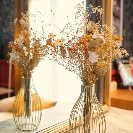 Emilia - De Prestige Au Coeur De